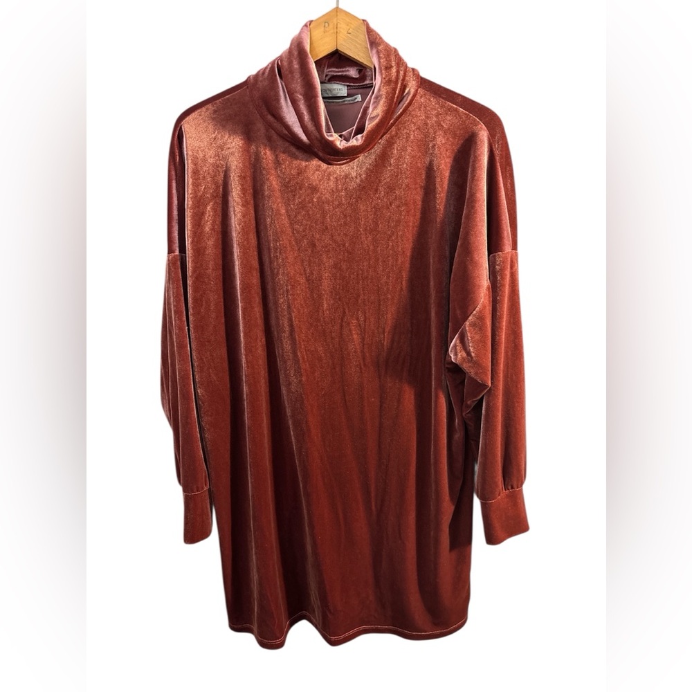 Urban Outfitters Evie Rusty Rose Pink Velvet Oversized turtleneck Dress Sz S-p